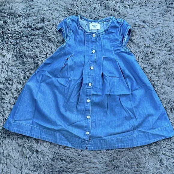 EUC Old Navy chambray pleated dress size 3T - Picture 1 of 3